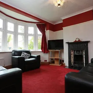 https://bournemouth-holiday-home.bournemouth-hotels.org